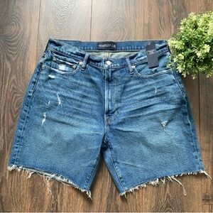 Abercrombie & Fitch Relaxed Fit Stretch Distressed 90's Denim Shorts